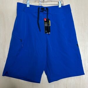 NWT Under Armour storm shorts. Size 32